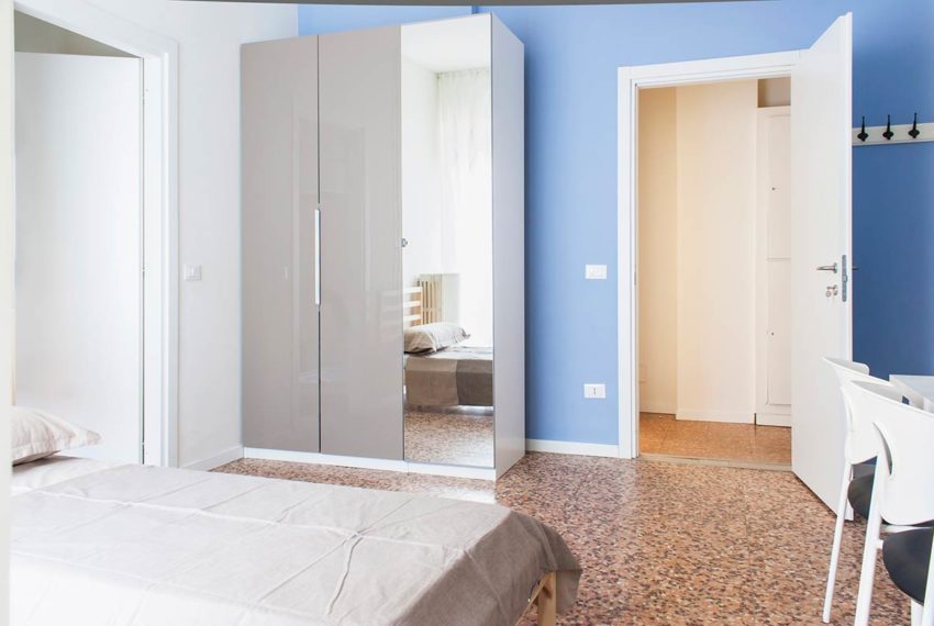 Zum-20A-Room